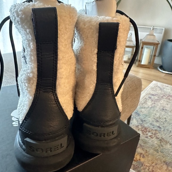 Sorel Explorer II Joan Cozy 100g Boots Snow Black/ Sea Salt Women's Size 7 - Picture 3 of 5